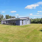 펜션 6 Person Holiday Home In Hals