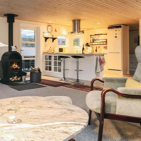 펜션 6 Person Holiday Home In Hals Hals